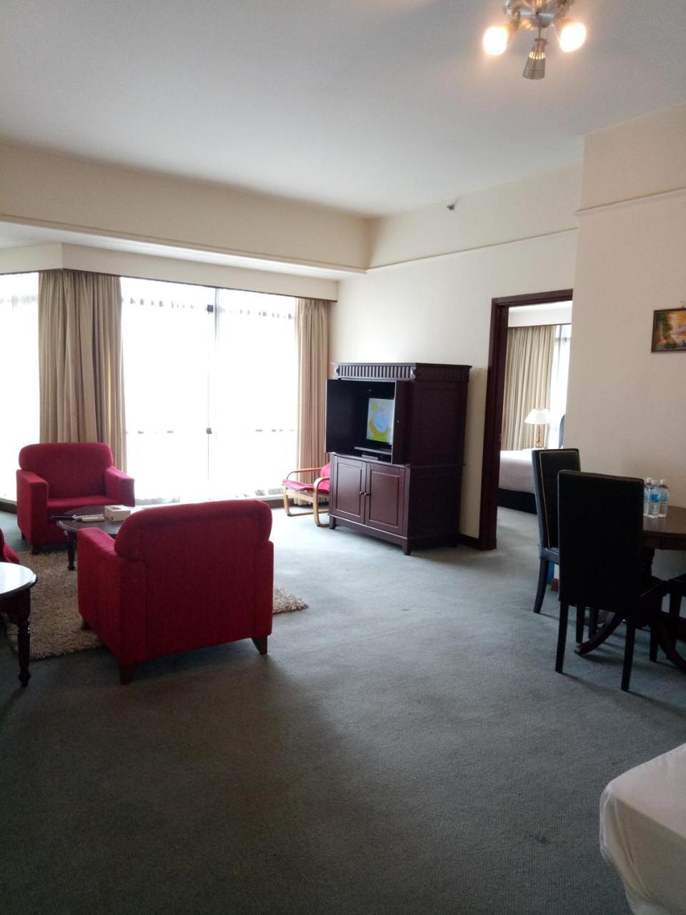 Best Service Suite At Times Square Kuala Lumpur Exterior photo