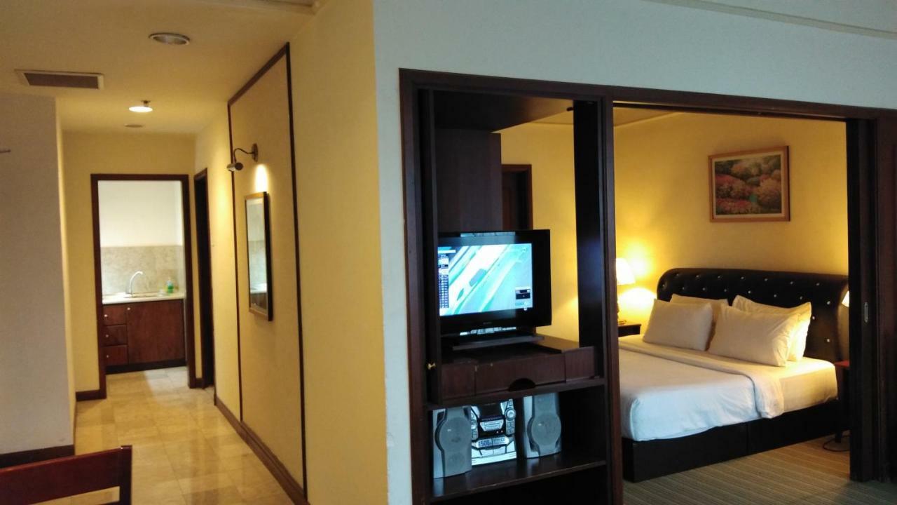 Best Service Suite At Times Square Kuala Lumpur Exterior photo