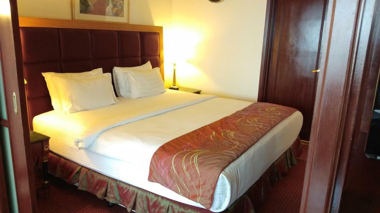 Best Service Suite At Times Square Kuala Lumpur Exterior photo